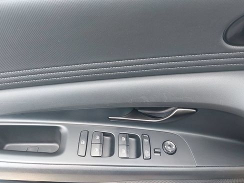Used 2025 Hyundai Elantra Sport FWD image 24