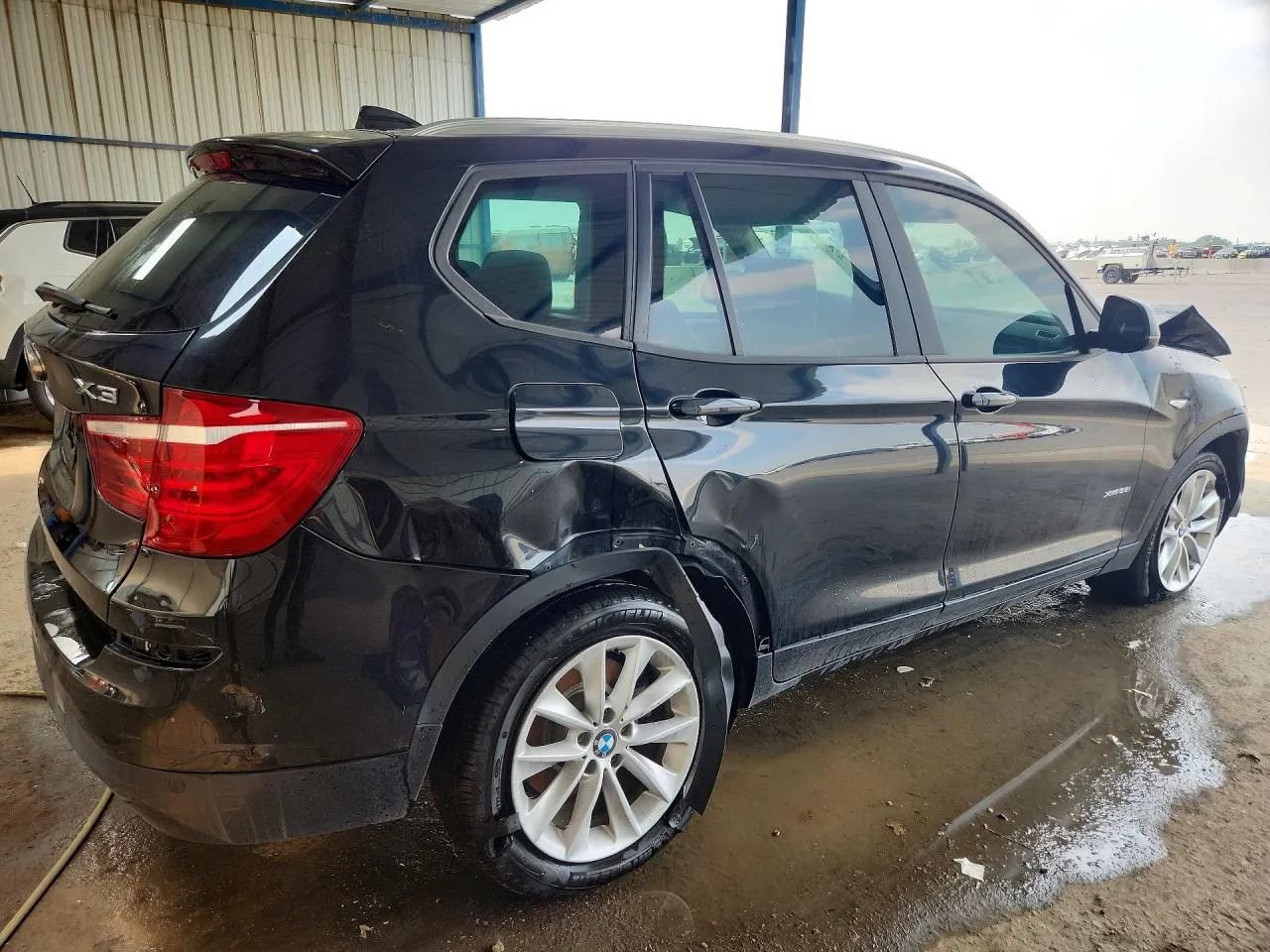 Used 2017 BMW X3 xDrive28i AWD/4WD image 3