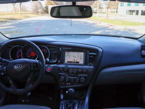 Used 2013 Kia Optima EX w/ Premium Pkg image 25