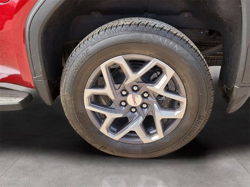 New 2026 GMC Sierra 1500 SLT w/ SLT Premium Plus Package image 9