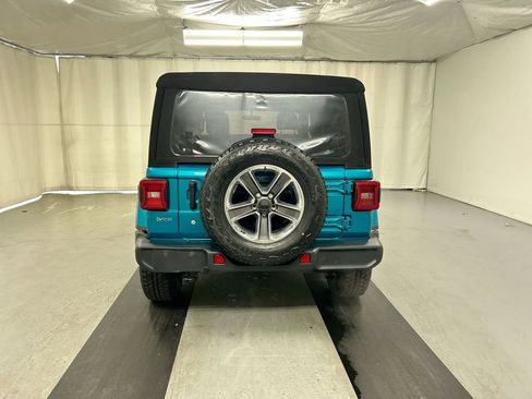 Used 2020 Jeep Wrangler Unlimited Sahara w/ LED Lighting Group AWD/4WD image 20