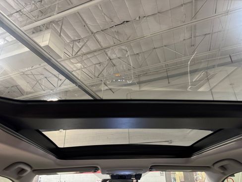 Certified 2020 Toyota RAV4 Limited AWD/4WD image 32