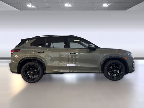 New 2026 Volkswagen Tiguan SE R-Line FWD image 8