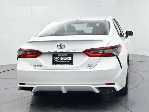 Used 2023 Toyota Camry SE w/ Audio Upgrade Package image 7