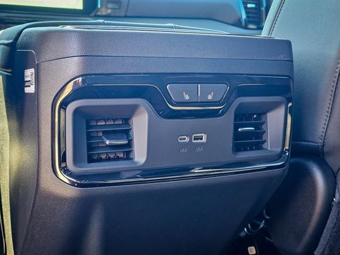 New 2026 GMC Sierra 2500 AT4 w/ AT4 Premium Plus Package AWD/4WD image 41