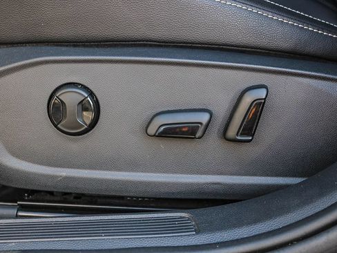 Used 2023 Volkswagen Jetta SE FWD image 21