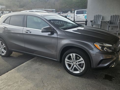 Used 2015 Mercedes-Benz GLA 250 GLA 250 image 3