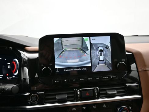 Certified 2023 Nissan Pathfinder Platinum image 18