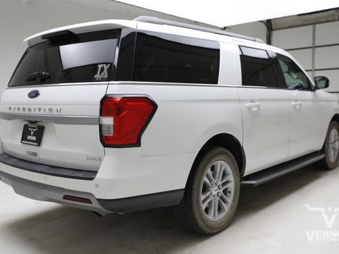 Used 2022 Ford Expedition Max XLT image 5