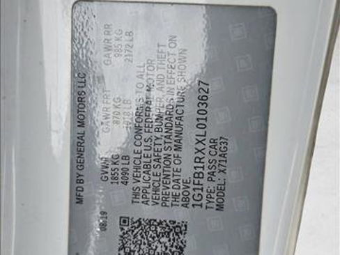 Used 2020 Chevrolet Camaro LT image 24