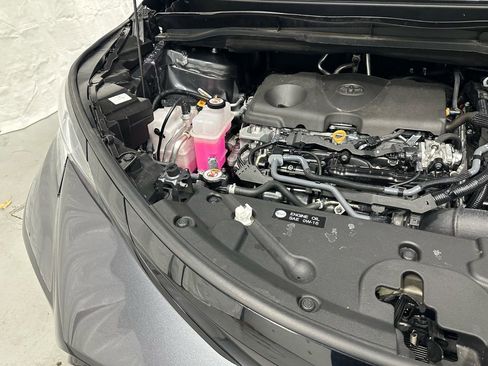 Used 2025 Toyota Sienna XSE image 70