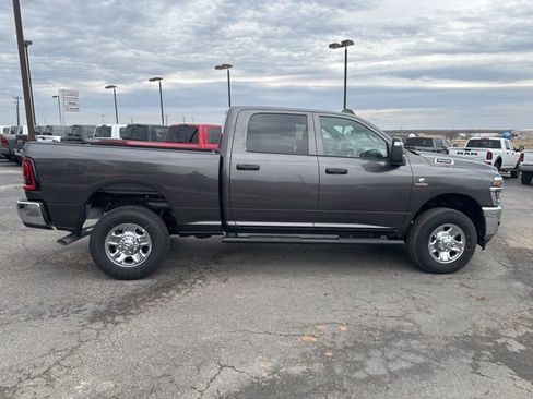 New 2026 RAM 2500 Tradesman AWD/4WD image 6