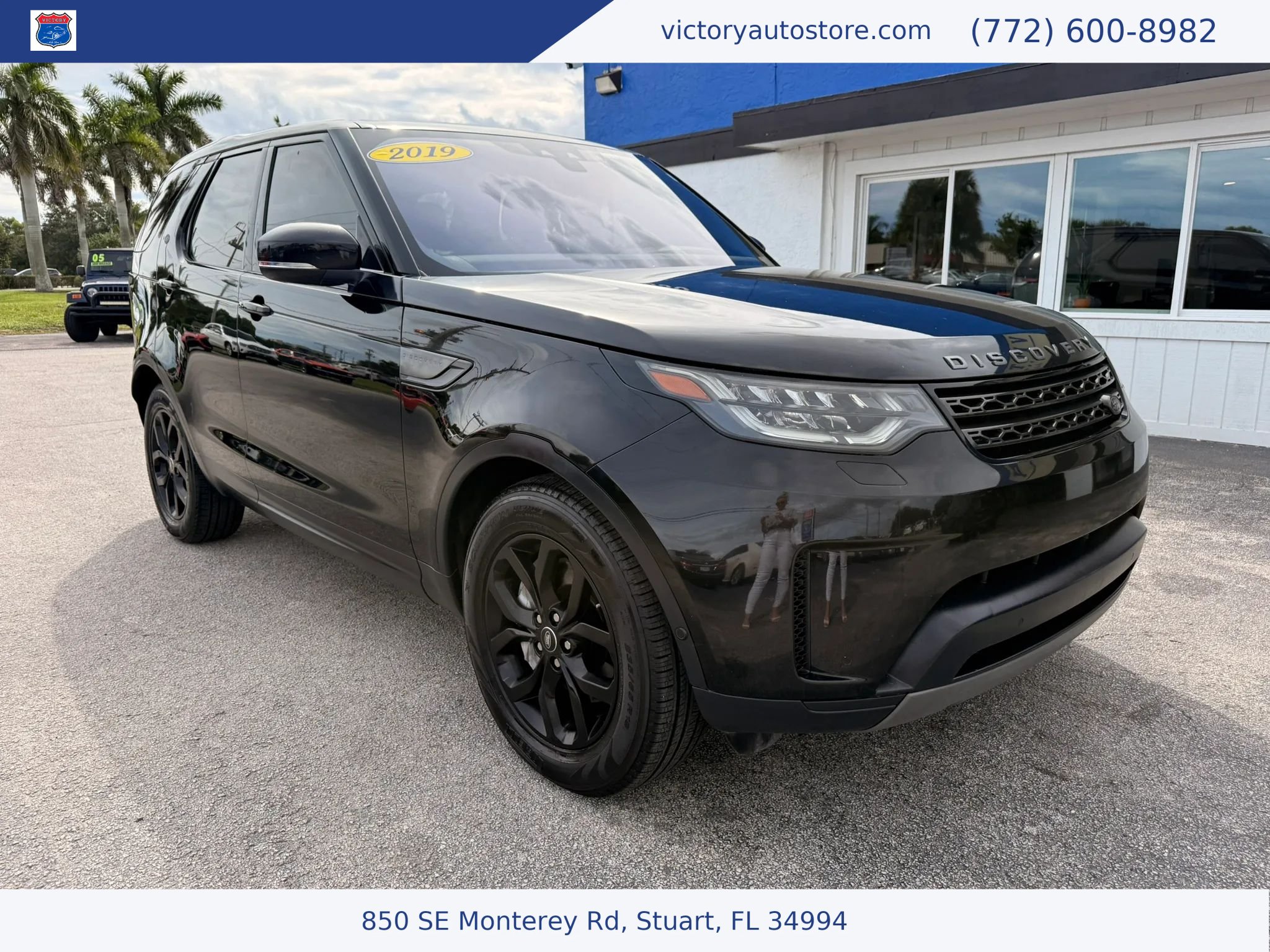 Used 2019 Land Rover Discovery SE AWD/4WD image 30