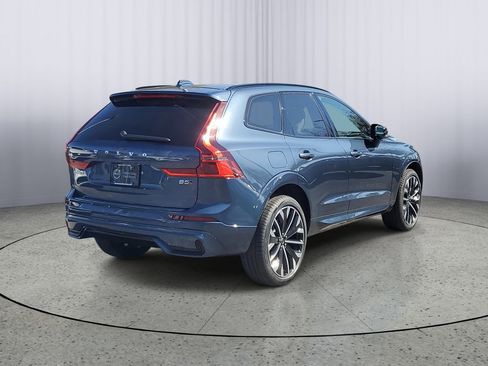 New 2026 Volvo XC60 B5 Ultra w/ Protection Package Premier image 2