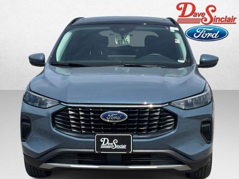 Used 2024 Ford Escape Active w/ Tech Pack #2 image 2