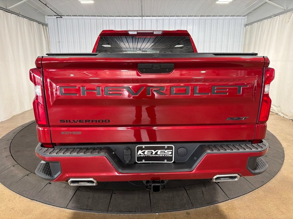 Certified 2021 Chevrolet Silverado 1500 RST w/ LPO, Blackout Package AWD/4WD image 7
