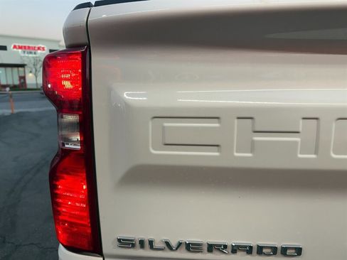 Used 2021 Chevrolet Silverado 1500 LT w/ All Star Edition Plus image 11