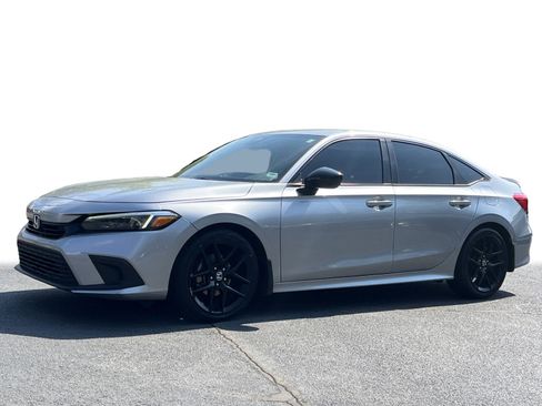 Used 2023 Honda Civic Sport image 18