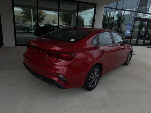 Used 2024 Kia Forte LXS FWD image 12