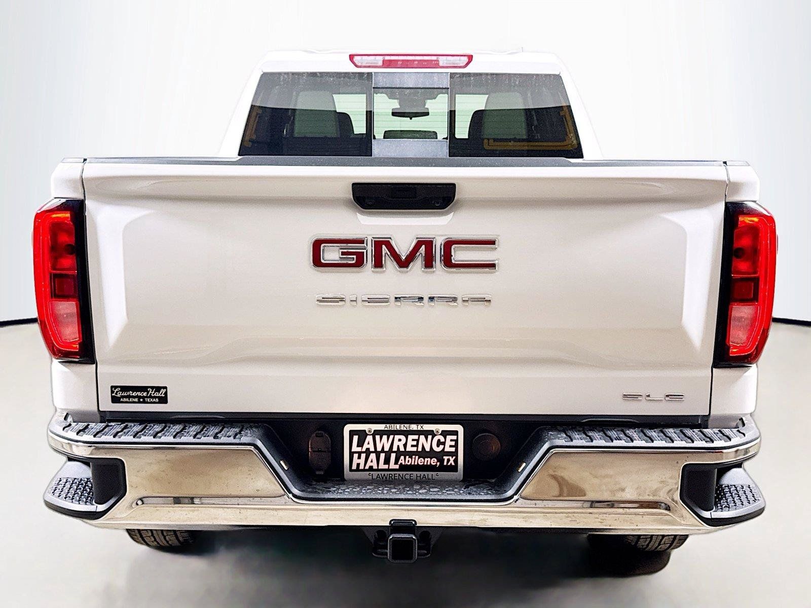 New 2026 GMC Sierra 1500 SLE w/ Preferred Package RWD image 4