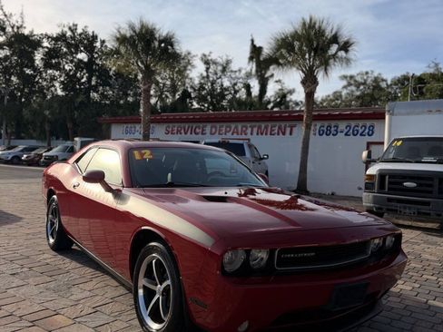Used 2012 Dodge Challenger SXT Plus RWD image 3