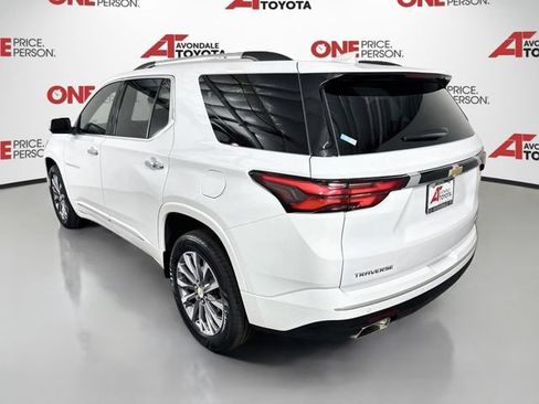 Used 2022 Chevrolet Traverse Premier FWD image 5