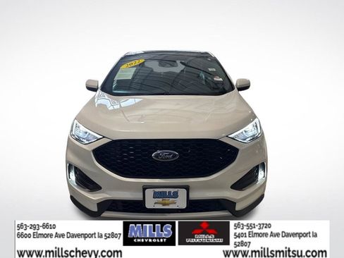 Used 2022 Ford Edge ST-Line w/ Cold Weather Package AWD/4WD image 2