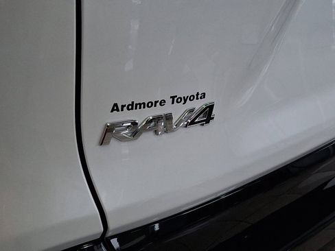 New 2025 Toyota RAV4 XSE image 18