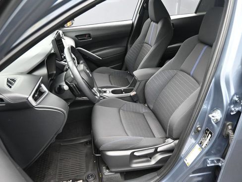 Used 2023 Toyota Corolla Cross AWD Hybrid image 6