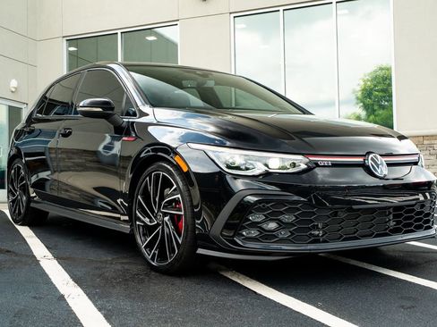 Used 2023 Volkswagen GTI Autobahn FWD image 7