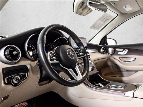 Certified 2020 Mercedes-Benz GLC 300 4MATIC image 10