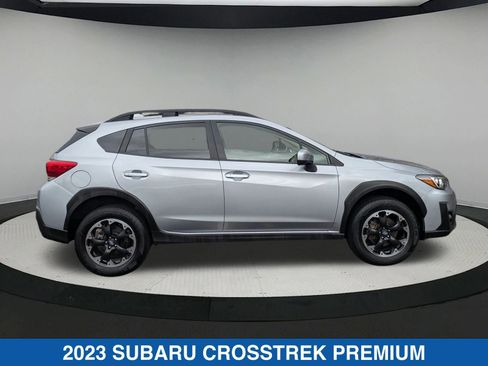 Certified 2023 Subaru Crosstrek 2.0i Premium image 2