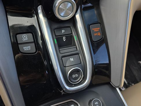 Used 2023 Acura TLX FWD image 31
