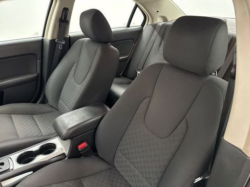 Used 2012 Ford Fusion SE image 14