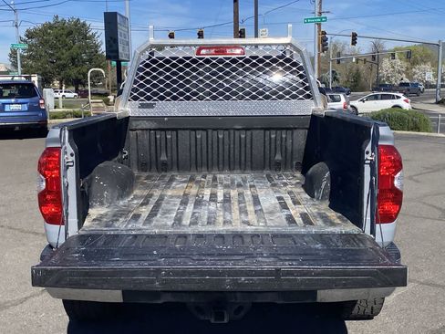 Used 2018 Toyota Tundra SR5 w/ TRD Off Road Package image 22