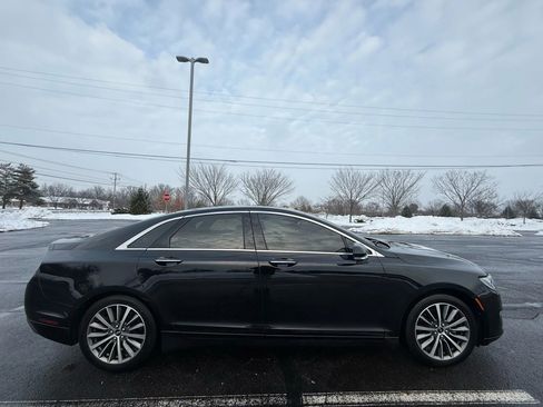 Used 2018 Lincoln MKZ Premiere image 5