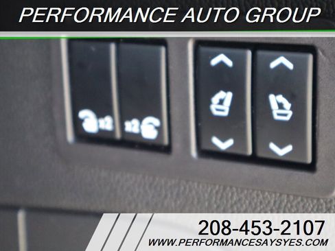 Used 2016 GMC Yukon XL Denali w/ Open Road Package AWD/4WD image 10