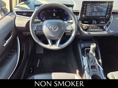 Used 2022 Toyota Corolla XSE image 7