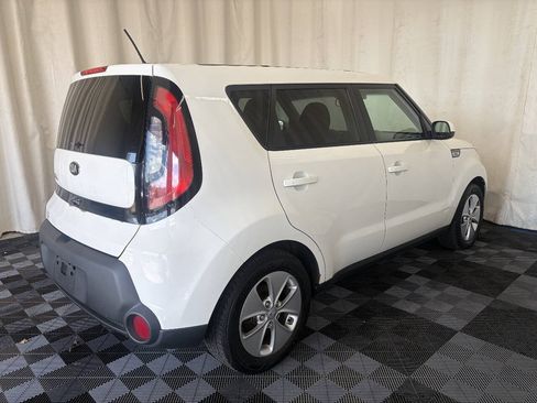 Used 2016 Kia Soul w/ Convenience Package FWD image 6