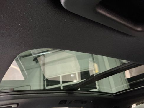 Used 2025 Audi Q5 2.0T Premium image 5