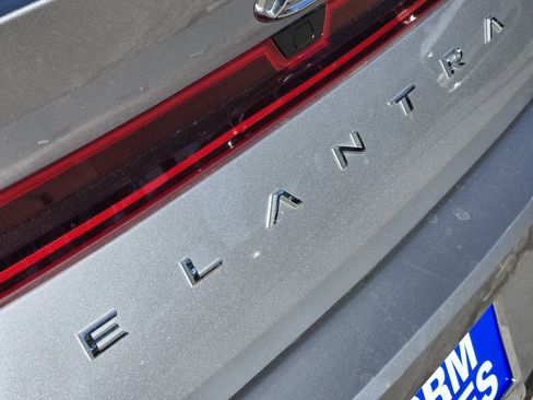 Certified 2021 Hyundai Elantra Limited w/ Cargo Package image 11