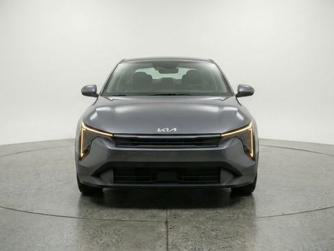 Used 2025 Kia K4 FWD image 2