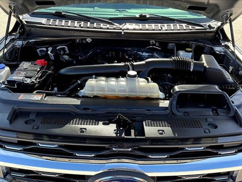 Used 2024 Ford Expedition Limited image 32