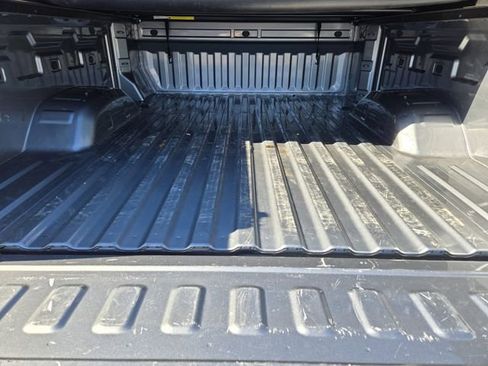 Used 2024 Chevrolet Silverado 2500 Custom w/ Custom Value Package image 33