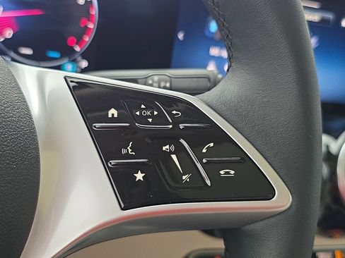 New 2026 Mercedes-Benz GLB 250 image 19