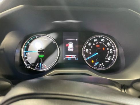 New 2025 Toyota RAV4 LE image 37