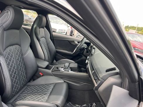 Used 2023 Audi S4 Premium Plus AWD/4WD image 30