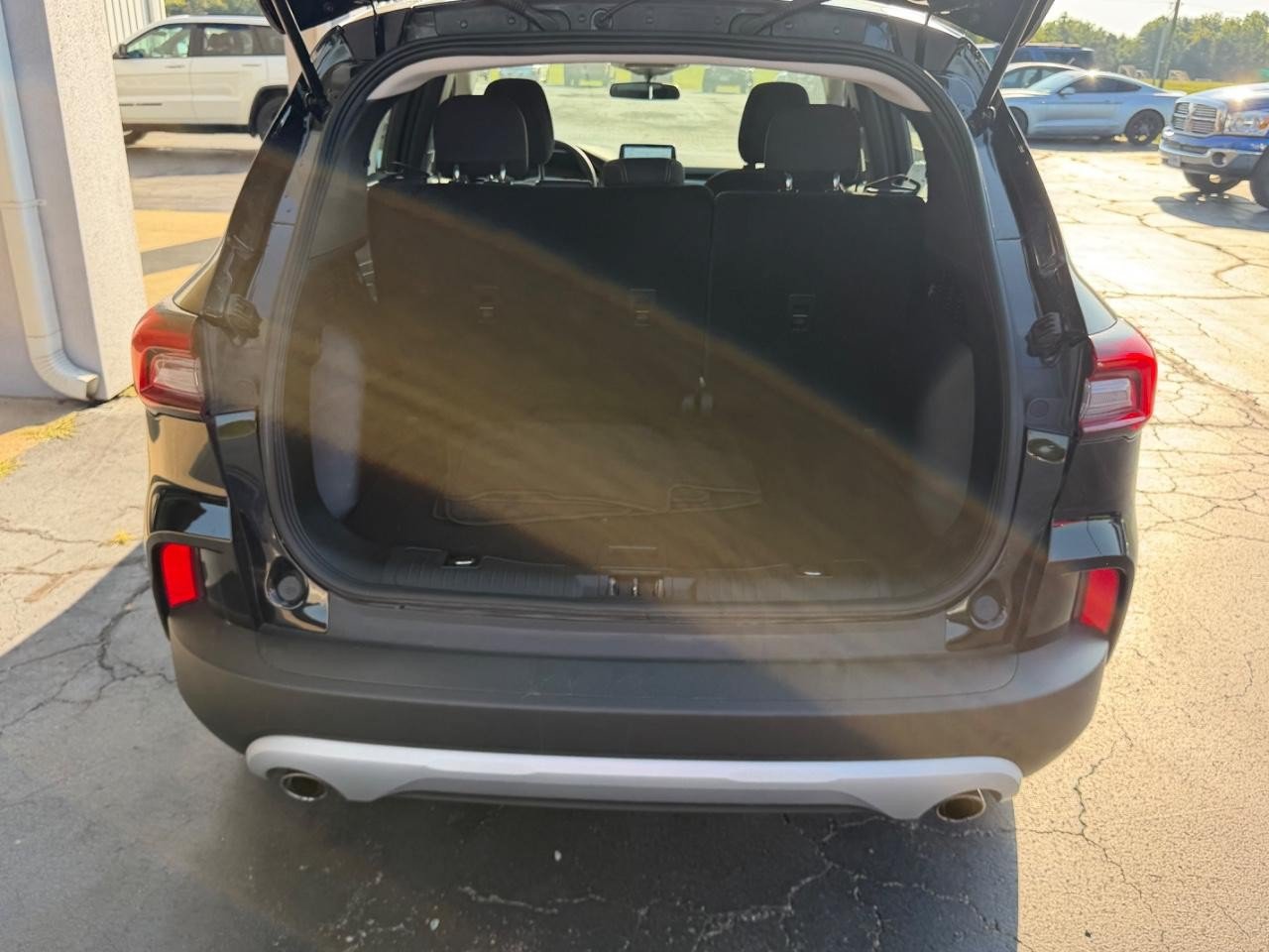 Certified 2023 Ford Escape AWD image 5