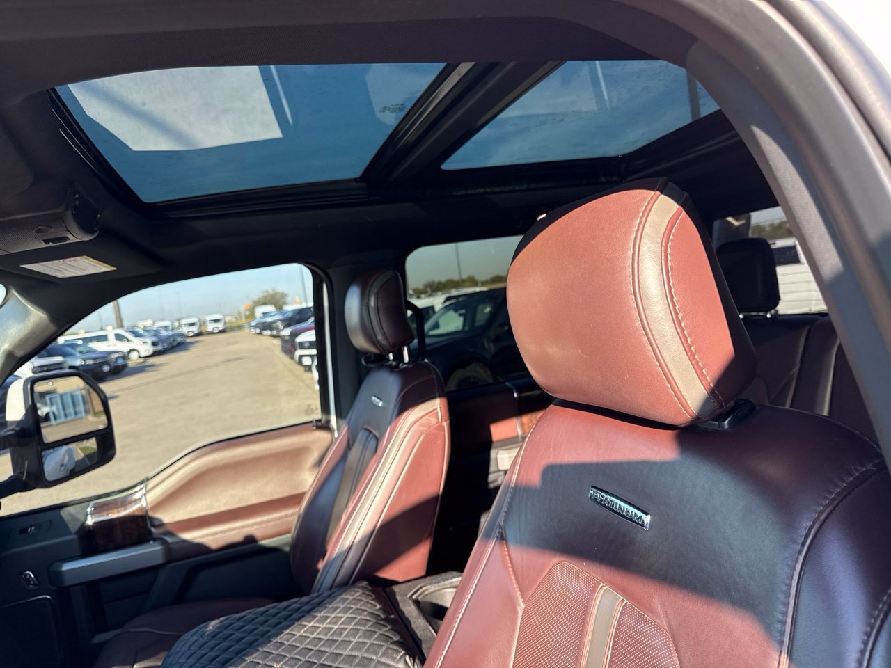 Used 2017 Ford F350 Platinum w/ Platinum Ultimate Package RWD image 21