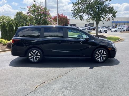 Used 2026 Honda Odyssey EX-L image 11